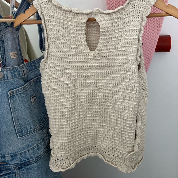 Crochet top - Picture 3 of 3
